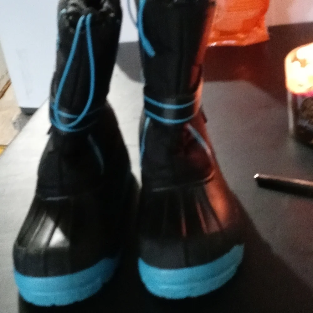 Kids boots - Picture 1 of 7